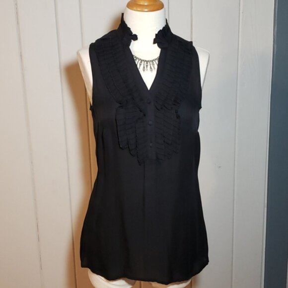 Lightly worn White House Black Market sleeveless - Picture 1 of 5